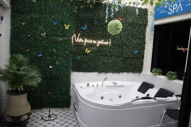Aqualuna Spa photo 3