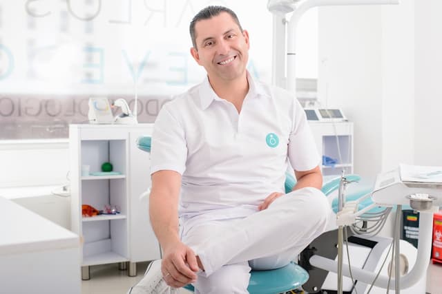 Carlos Acevedo Odontología