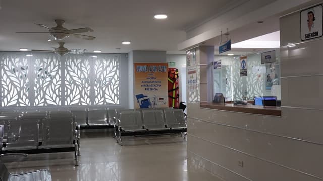 CCO – Centro de Cirugía Ocular photo 3