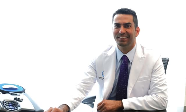 Dr. Jorge Mejía