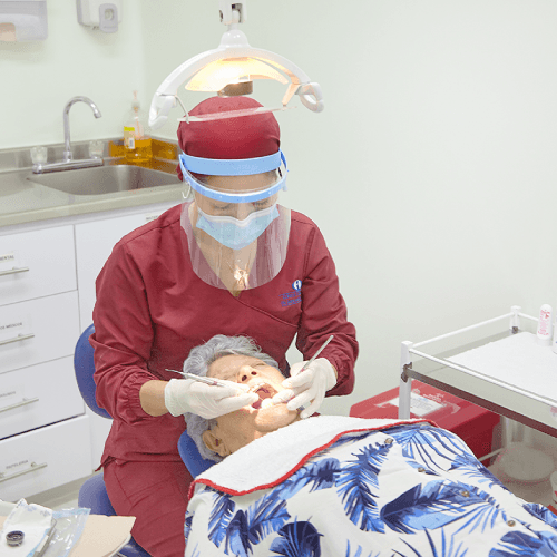 Clínica Colombiana de Implantes Dentales photo 3