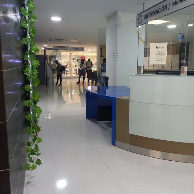 Clinica de Oftalmologia Sandiego photo 3