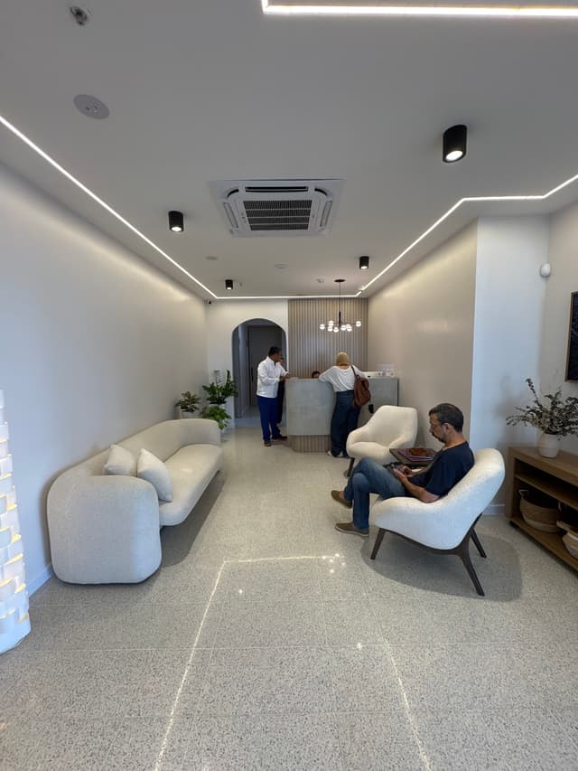 Dental Lux Wellness Clinic photo 2