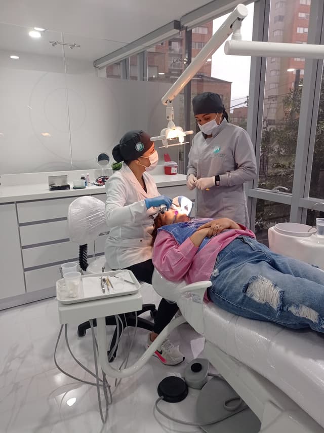 Dora Alvarez Odontologia Integral photo 2