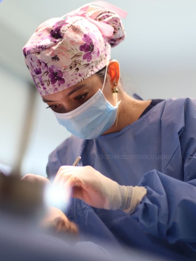 Dr. Daniela Correa photo 3