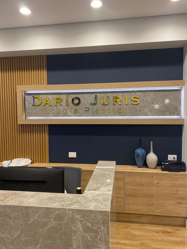Dr. Dario Juris Cirugía Plástica, Rinoplastia | Bogotá Colombia