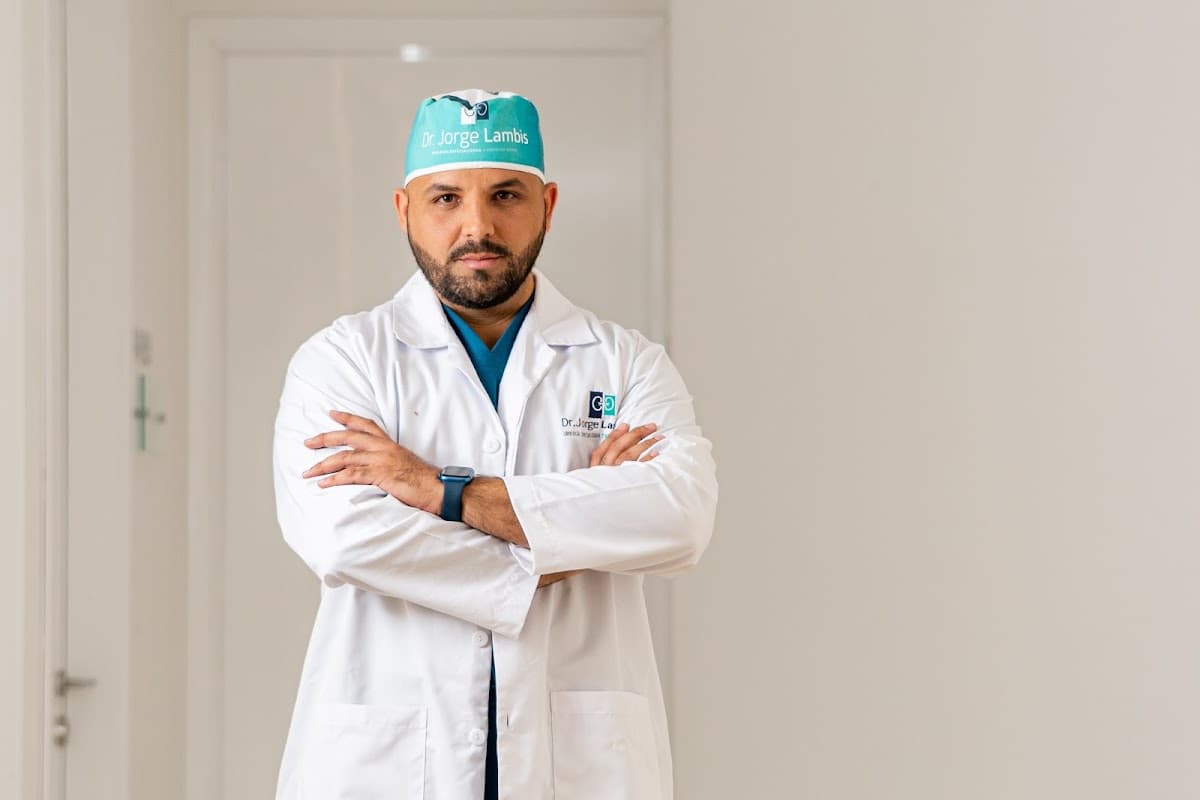 Dr. Jorge Lambis Urologo
