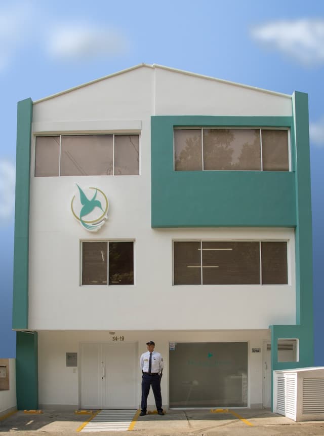 Dr. Lina Triana photo 3