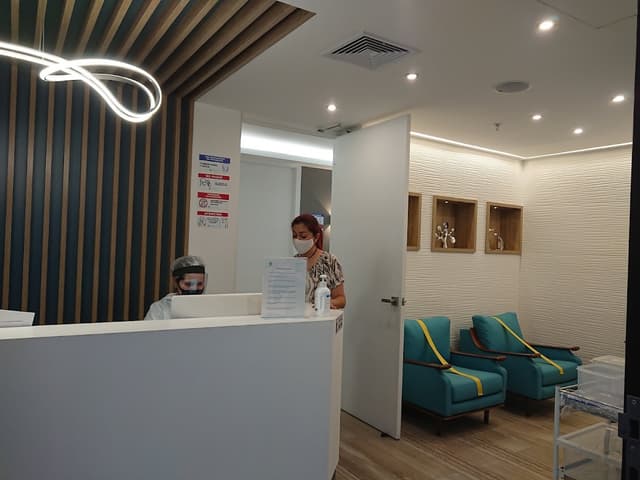 Dr. Nathalia Anaya photo 2