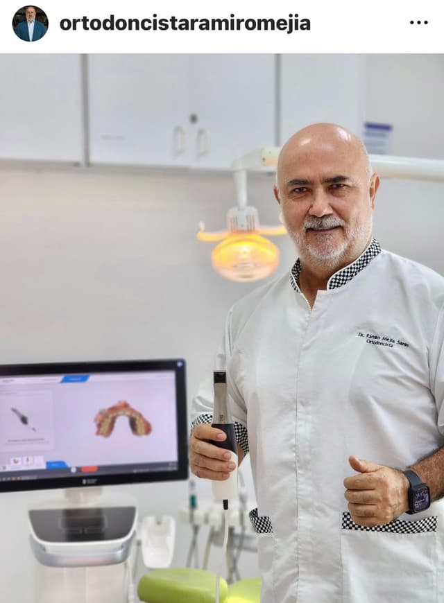 Dr Ramiro Mejia Sanin