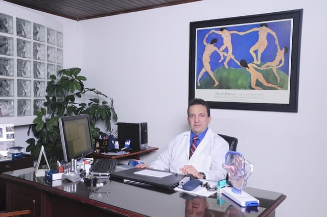 Dr. Rodrigo Otero photo 2