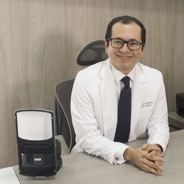 Dr. Ruber Almanza | Rinoplastia