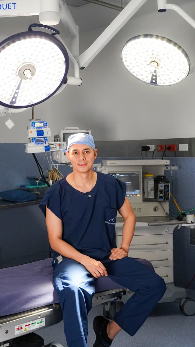 Dr. Yesid Cárdenas photo 3