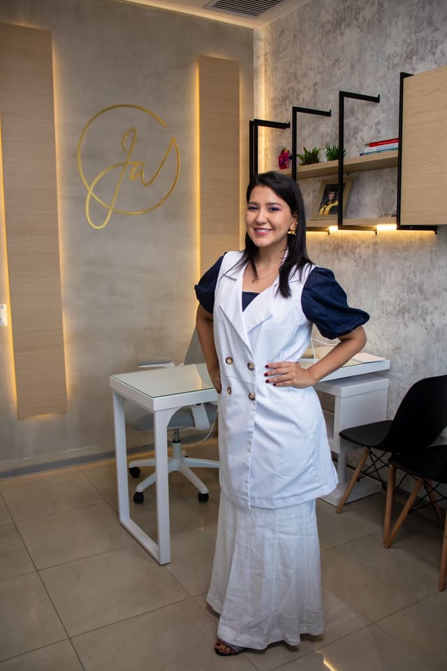 Dra. Janeth Alban Muñoz photo 3