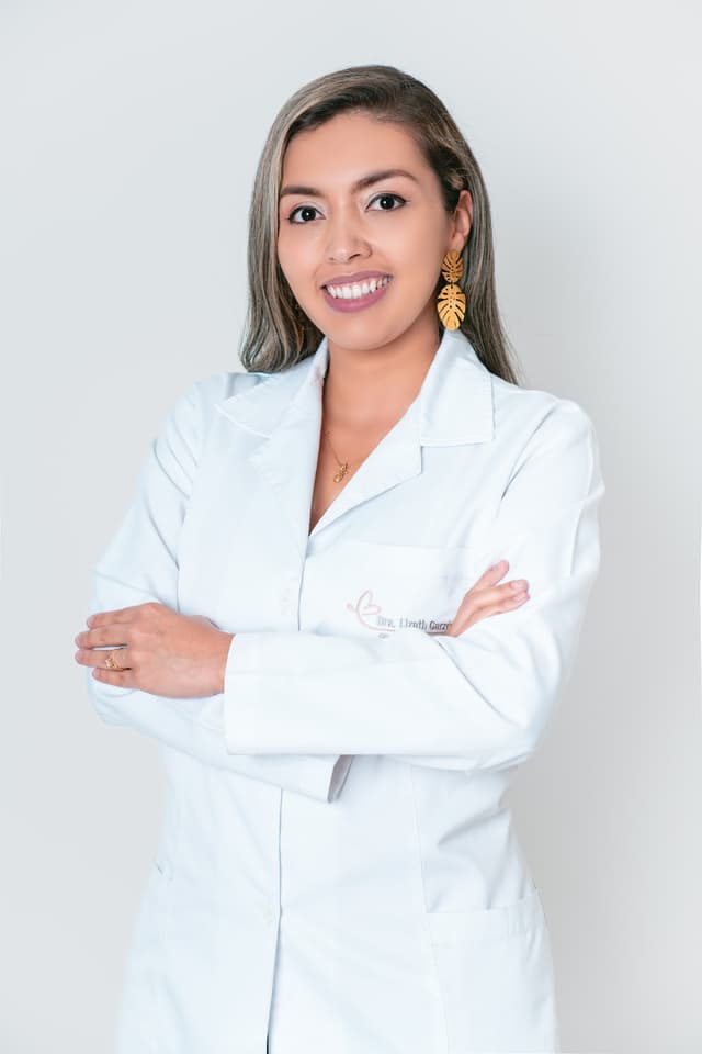 Dra. Lizeth Garzon Vargas, Ginecólogo
