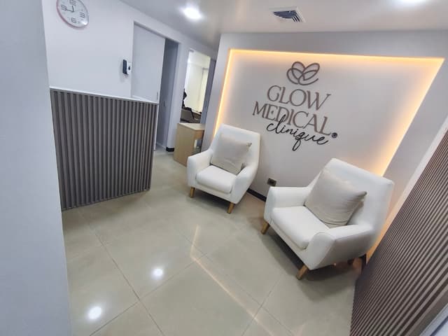 Dra. Martha Muriel, Glow Medical Clinique photo 2