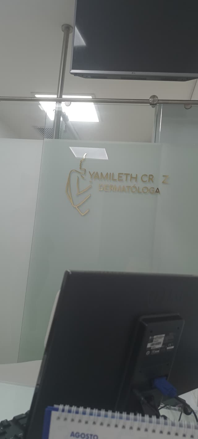 Dra. Yamileth Cruz, Dermatóloga photo 2