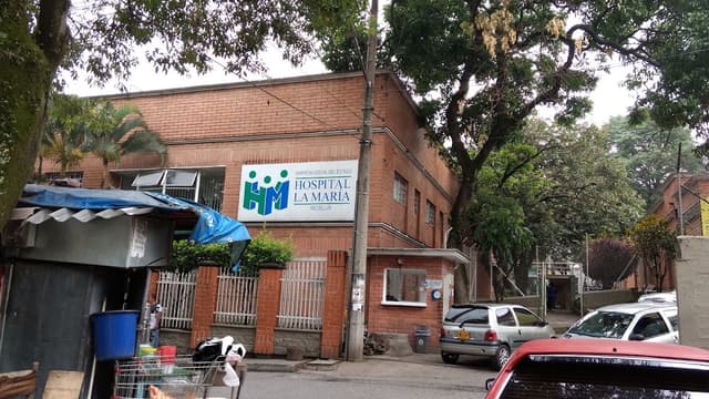 Hospital la Maria photo 3