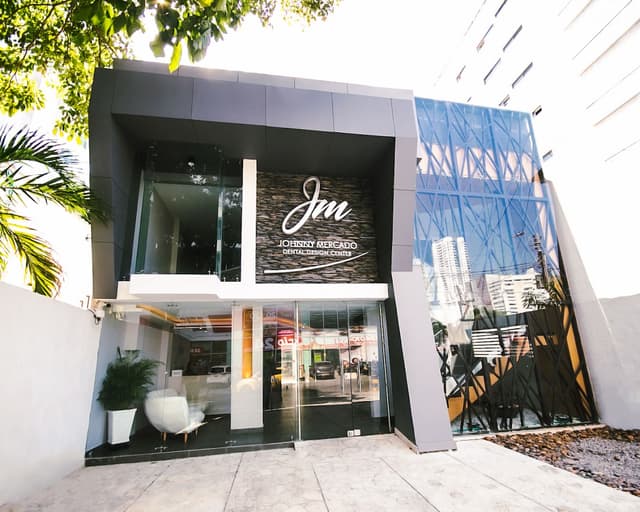 JM Dental Design Center photo 3