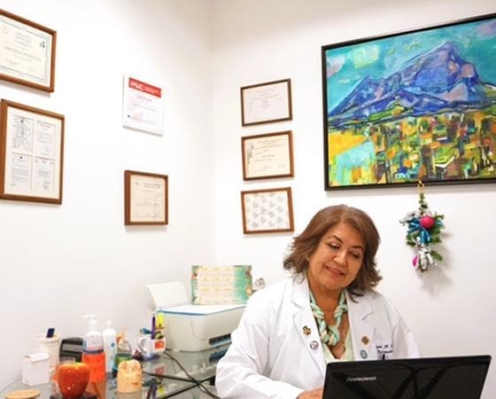 Dra. Silvia Perafán Constanzo (PielSana Derma) photo 3