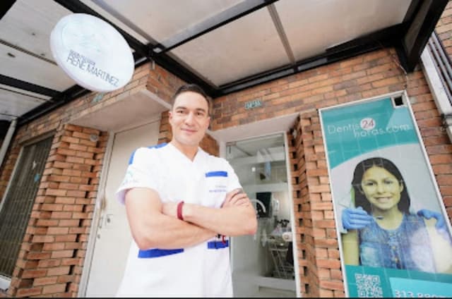Dr. René Martínez photo 3